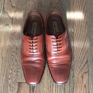 Delli Aldo brown dress shoes. Size 9
